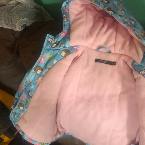 Winter coat size 18-24m - Picture 2 of 4